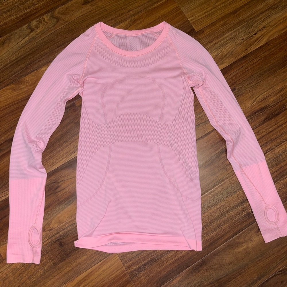 pink long sleeve lululemon top!